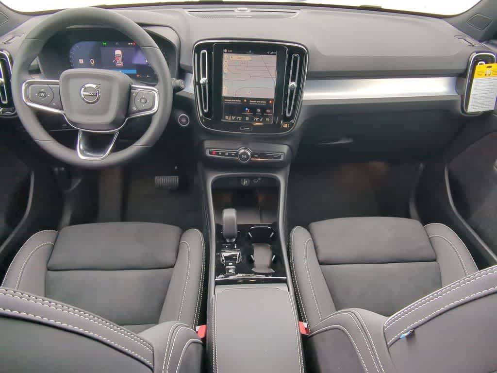 Used 2026 Volvo XC40 B5 Ultra w/ Protection Package Premier AWD/4WD image 15