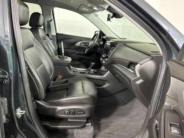 Used 2020 Chevrolet Traverse RS w/ LPO, Floor Liner Package image 28