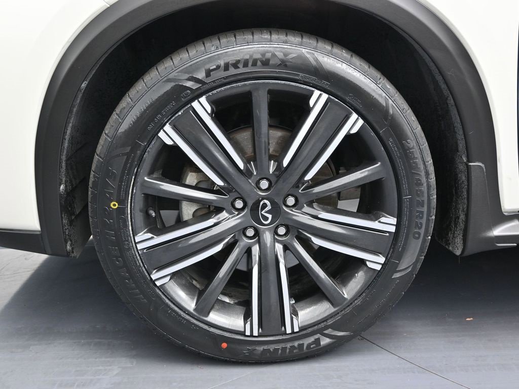 Used 2021 INFINITI QX50 Luxe w/ Appearance Package image 10