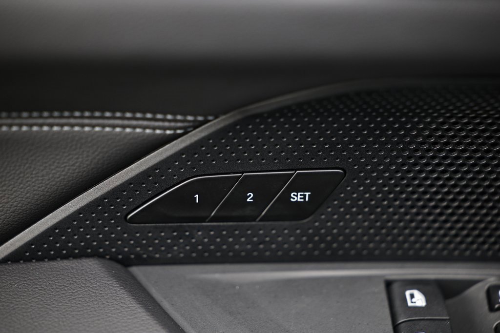 Used 2025 BMW 430i xDrive Coupe w/ M Sport Package image 17