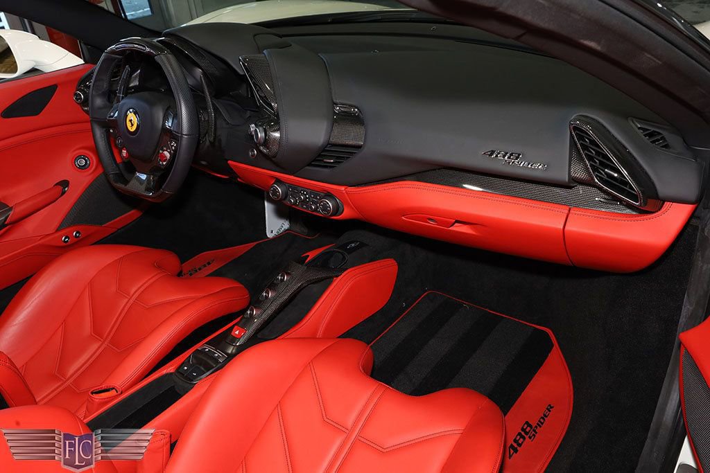 Used 2019 Ferrari 488 Spider image 25