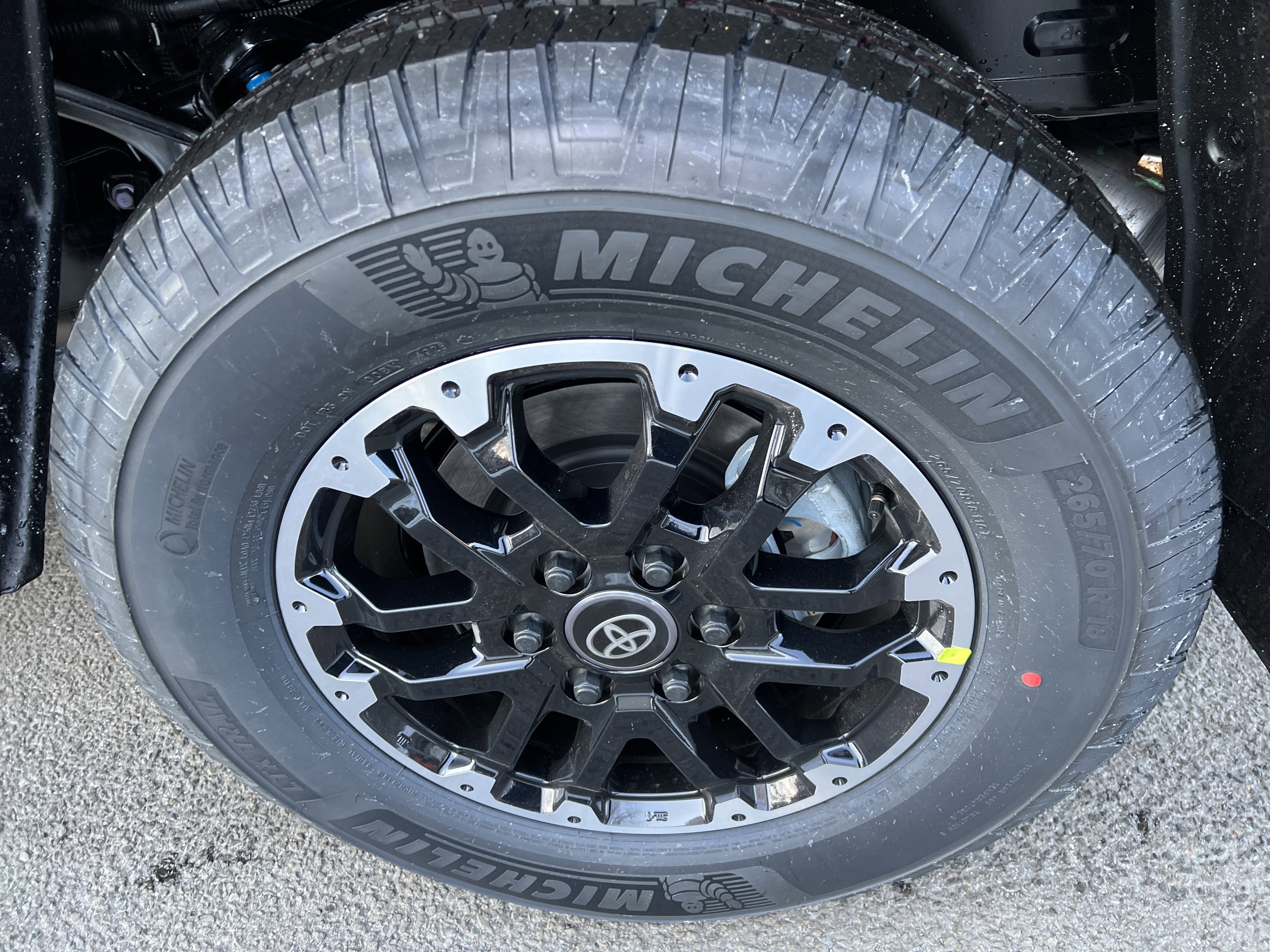New 2026 Toyota Tundra SR5 AWD/4WD image 7
