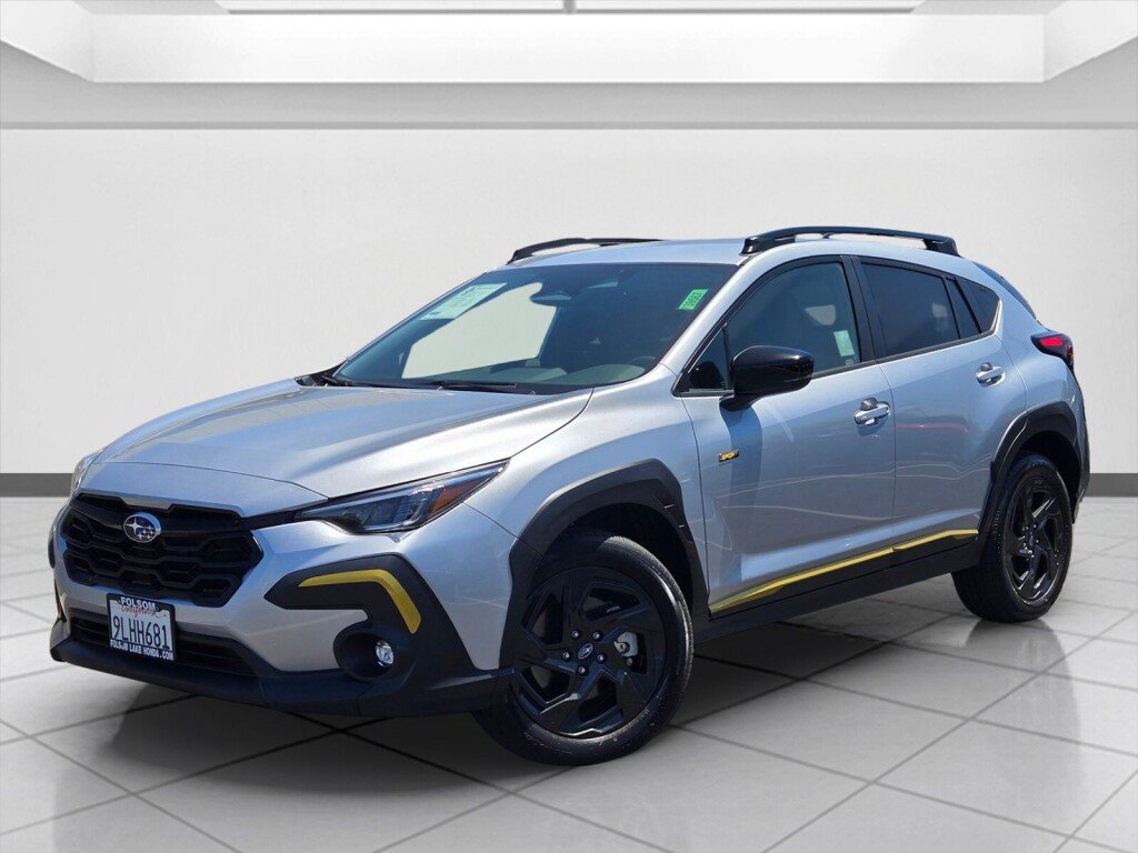 Used 2024 Subaru Crosstrek 2.5i Sport w/ Crosstrek Mirror Package AWD/4WD image 9
