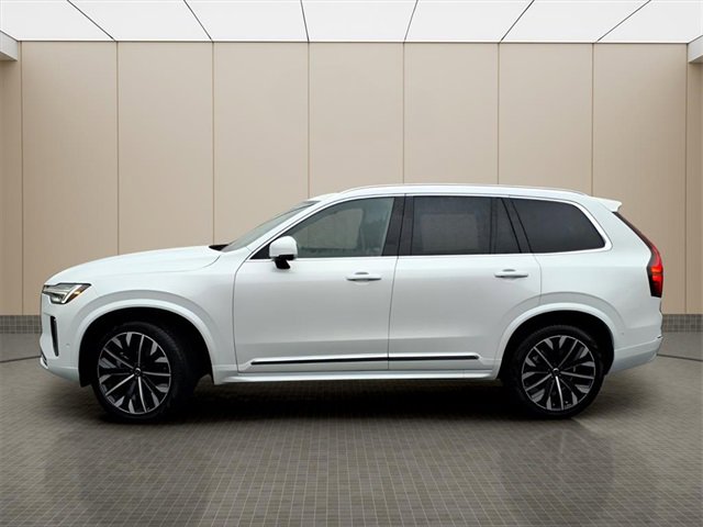 New 2026 Volvo XC90 B6 Plus w/ Protection Package Premier image 4