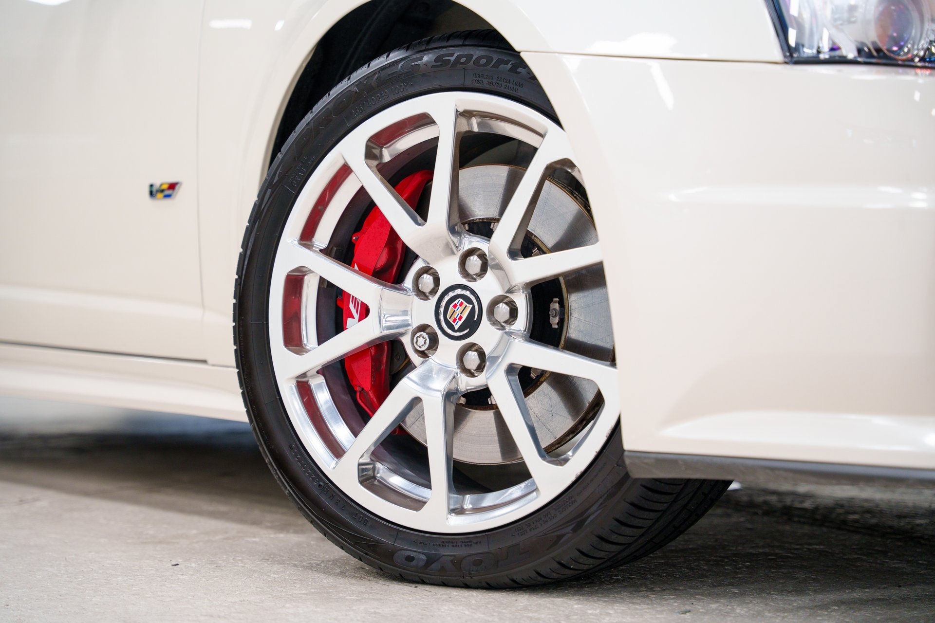 Used 2013 Cadillac CTS V RWD image 27