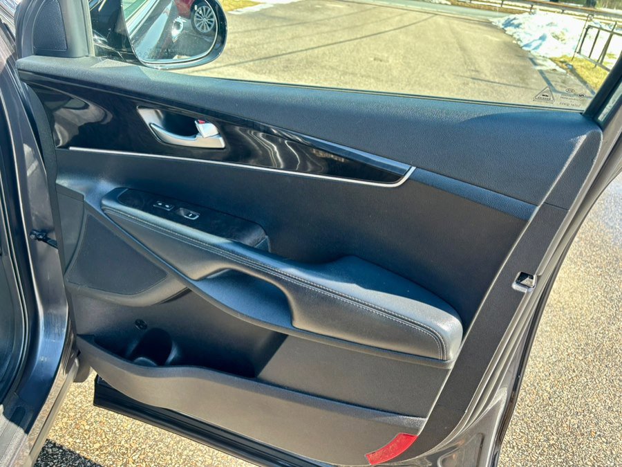 Used 2018 Kia Sorento LX w/ LX V6 Convenience Package image 10