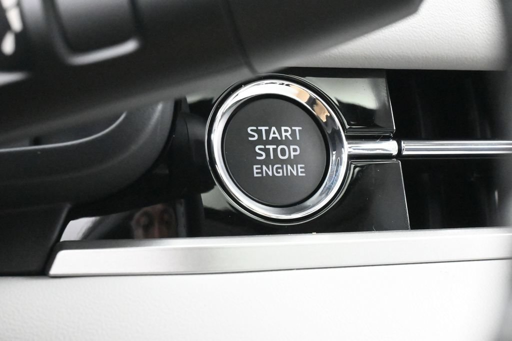 New 2026 Mitsubishi Outlander SE FWD image 30