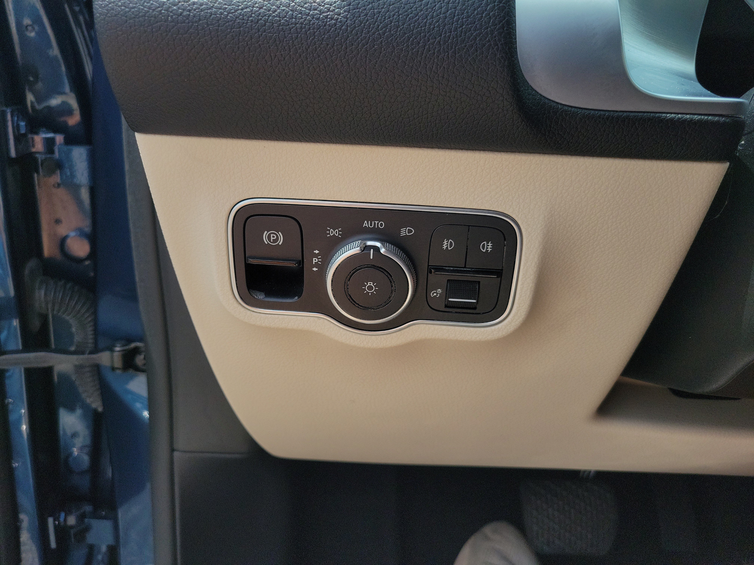 Used 2021 Mercedes-Benz GLB 250 image 20