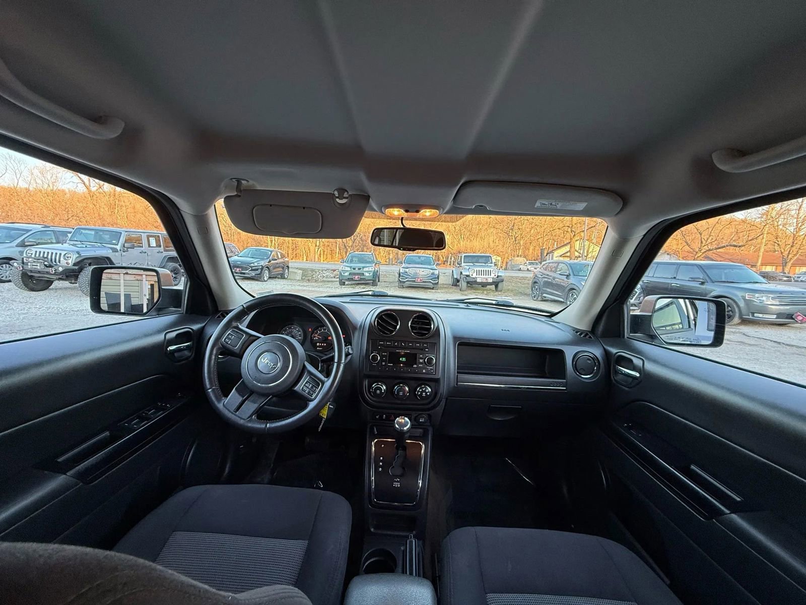 Used 2017 Jeep Patriot Latitude image 15