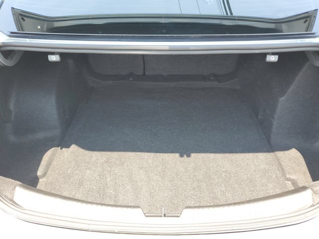 Used 2025 Chevrolet Malibu LS FWD image 8
