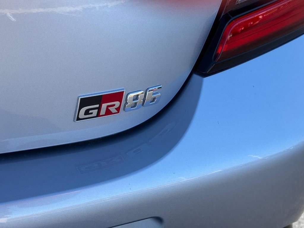 Certified 2022 Toyota GR86 Premium w/ ALL Weather Mat Package (TMS) image 6