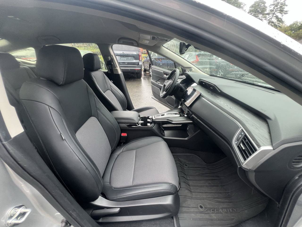 Used 2018 Honda Clarity Plug-In Hybrid image 13