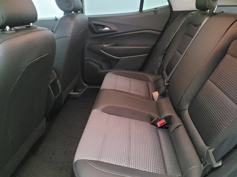 Used 2024 Chevrolet Trax LT w/ Driver Confidence Package image 18