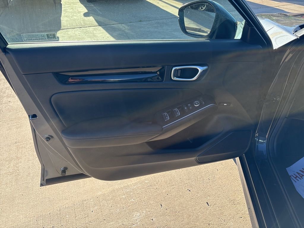 Used 2025 Honda Civic Sport Touring image 13