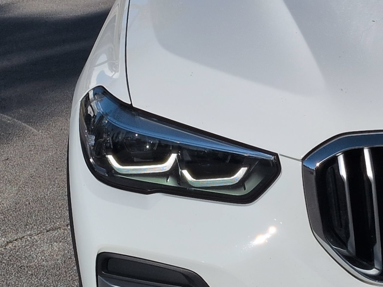 Used 2022 BMW X5 sDrive40i w/ Premium Package RWD image 9