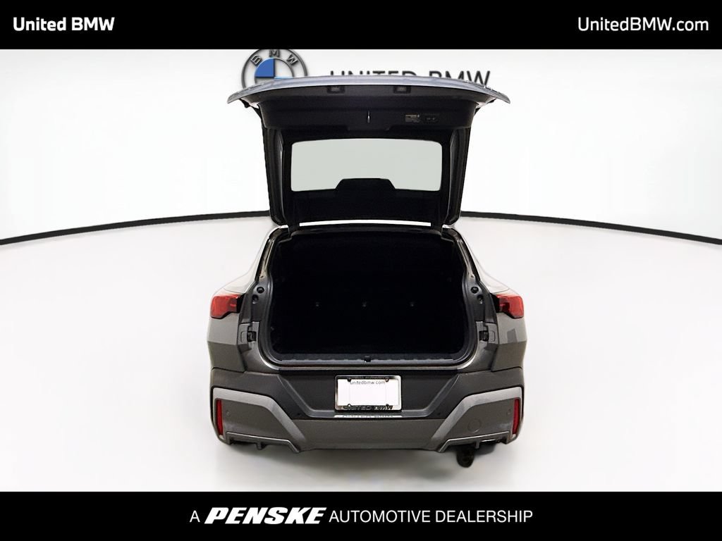 Used 2025 BMW X2 xDrive28i AWD/4WD image 14