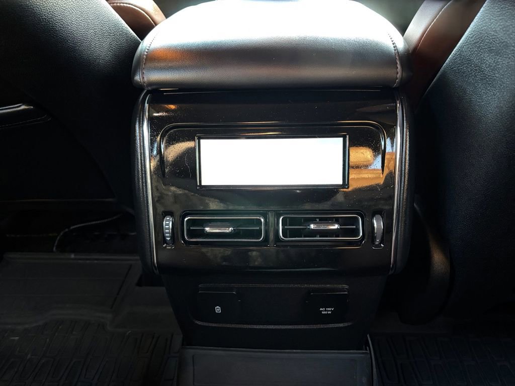 Used 2021 Lincoln Aviator Reserve w/ Equipment Group 202A image 27
