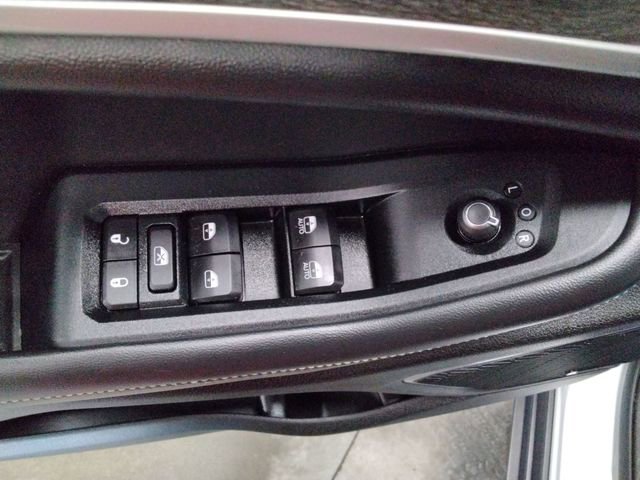 Used 2023 Jeep Grand Cherokee Limited w/ Luxury Tech Group II AWD/4WD image 33