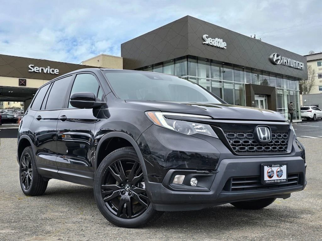 Used 2021 Honda Passport Sport image 1