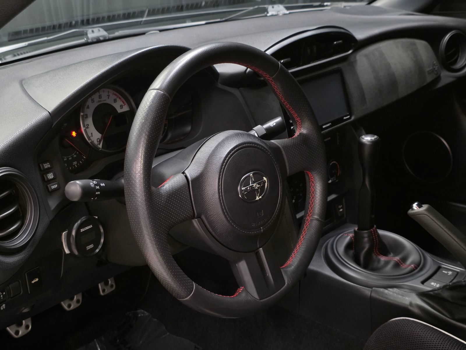 Used 2016 Scion FR-S RWD image 21