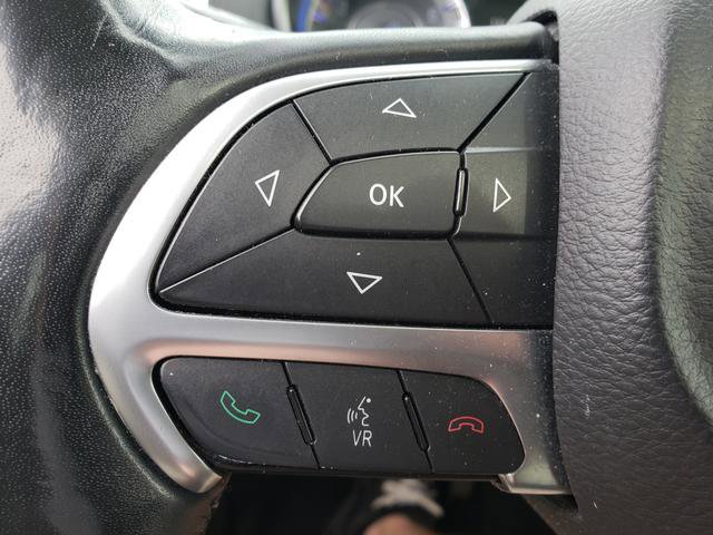 Used 2016 Chrysler 300 C w/ Harman/Kardon Audio Group image 24