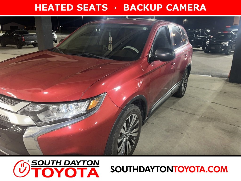 Used 2019 Mitsubishi Outlander ES image 1