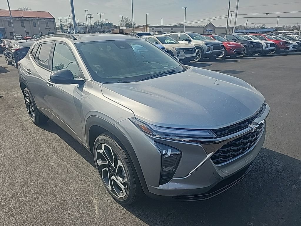 New 2026 Chevrolet Trax RS w/ Sunroof Package image 3