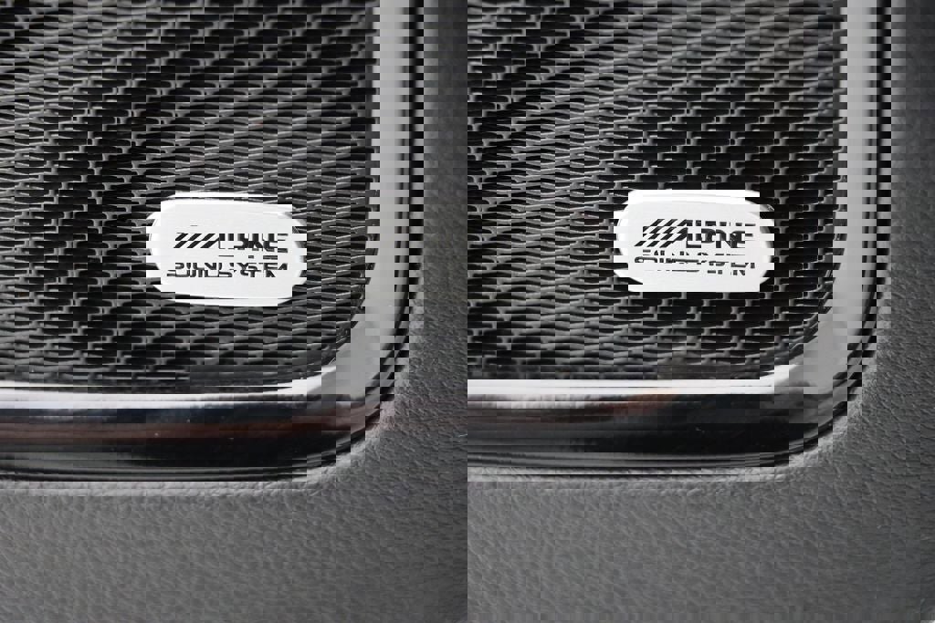 Used 2022 Jeep Compass Trailhawk w/ Sun and Sound Group image 22