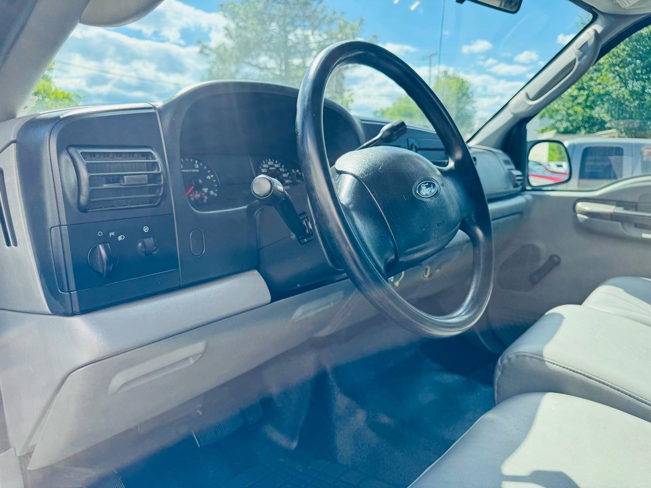 Used 2007 Ford F350 XLT AWD/4WD image 10