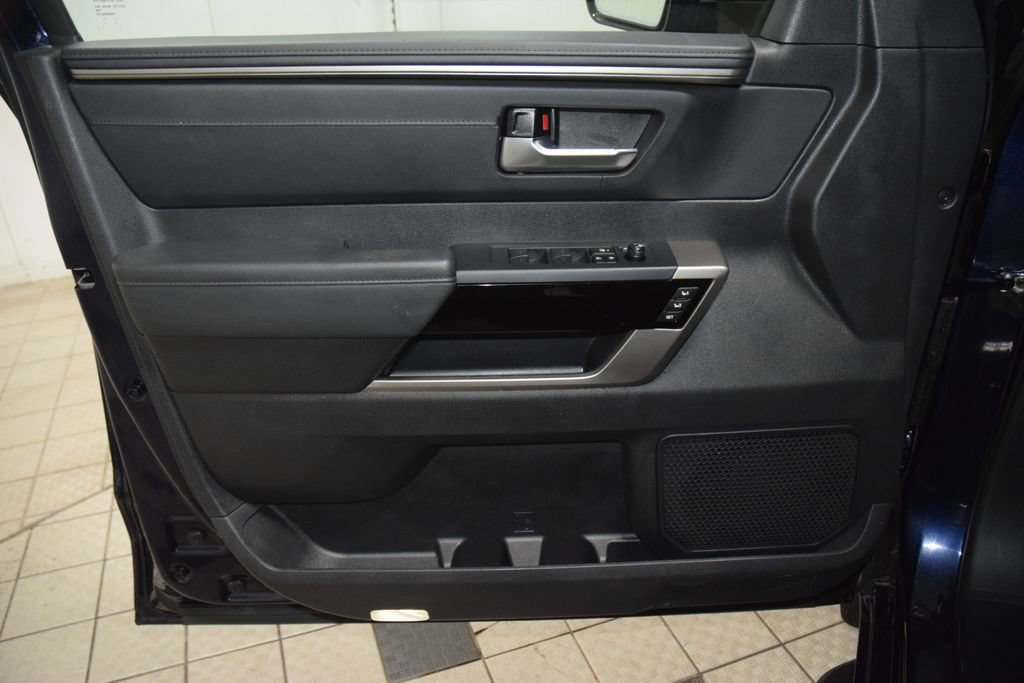 Used 2025 Toyota Sequoia Limited w/ TRD Off-Road Package AWD/4WD image 52