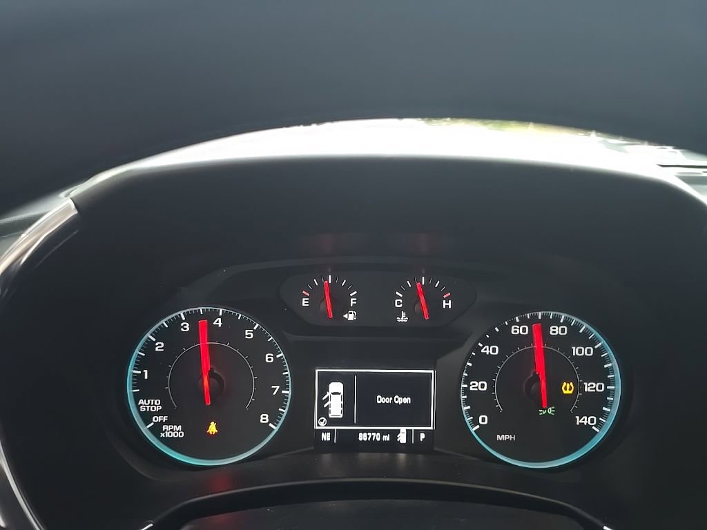 Used 2018 Chevrolet Equinox LS image 10