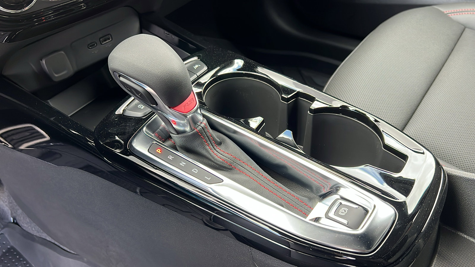 New 2025 Chevrolet Trax RS w/ Driver Confidence Package image 20