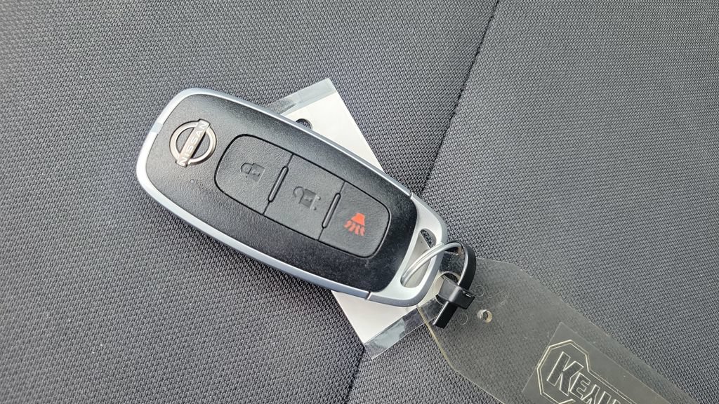 Used 2023 Nissan Kicks S FWD image 27
