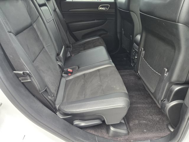 Used 2018 Jeep Grand Cherokee Altitude AWD/4WD image 28