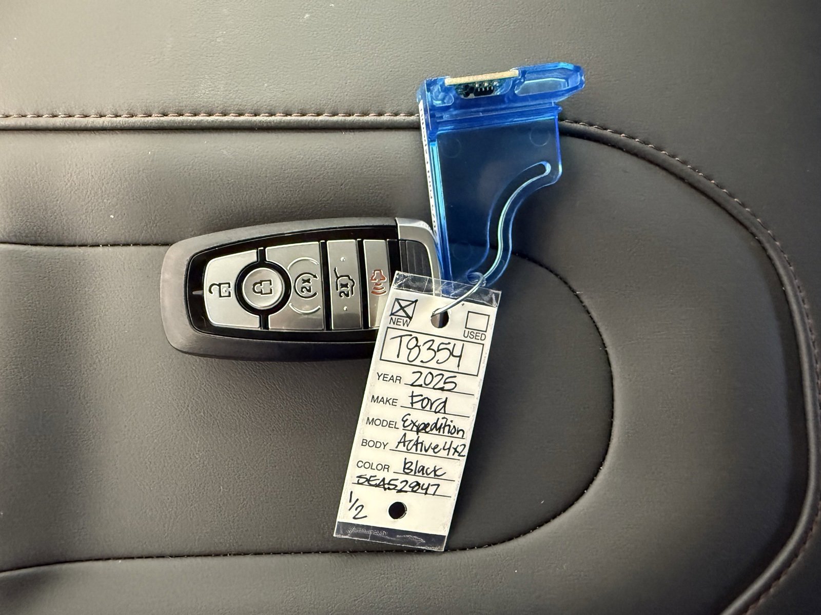 New 2025 Ford Expedition Active image 36