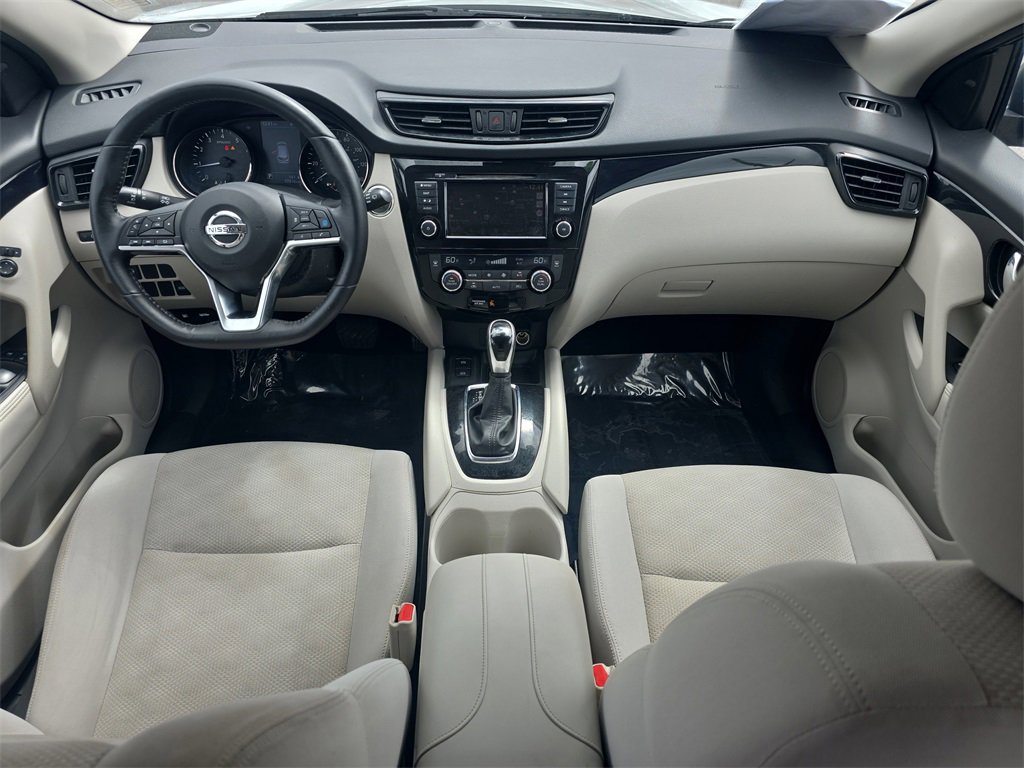 Used 2019 Nissan Rogue Sport SV w/ Technology Package image 12