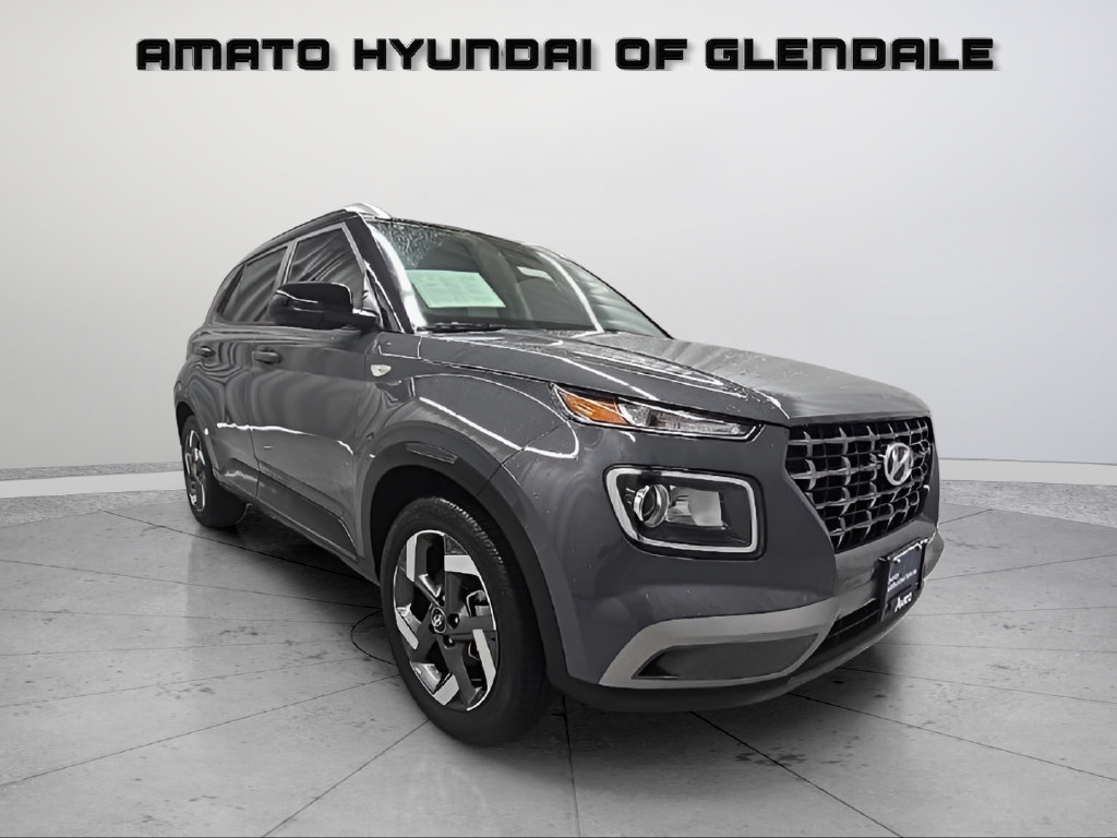 Certified 2026 Hyundai Venue SEL FWD image 8