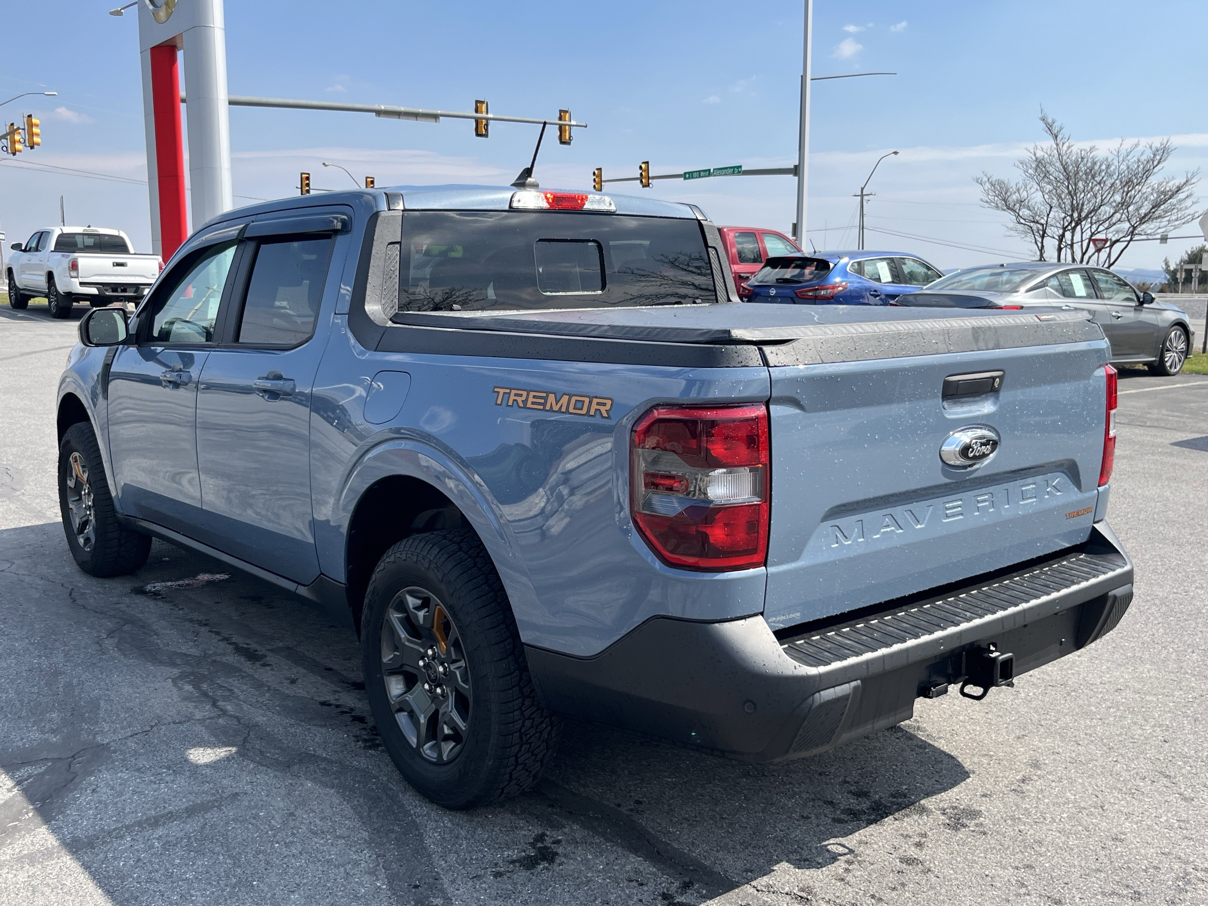 Used 2024 Ford Maverick Tremor w/ Tremor Off-Road Package image 6