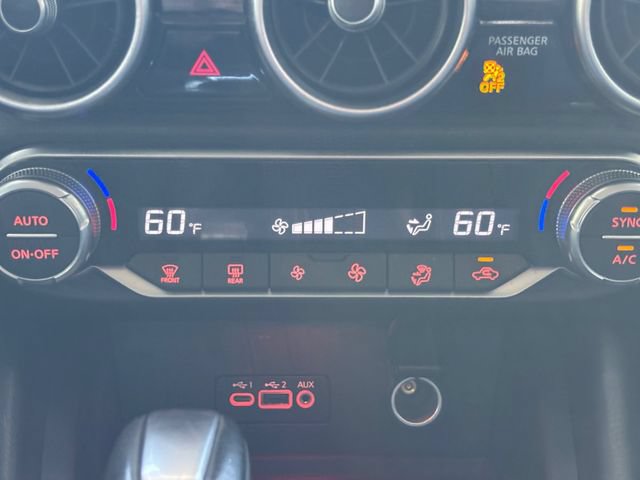 Used 2023 Nissan Sentra SR w/ Midnight Edition Package FWD image 5