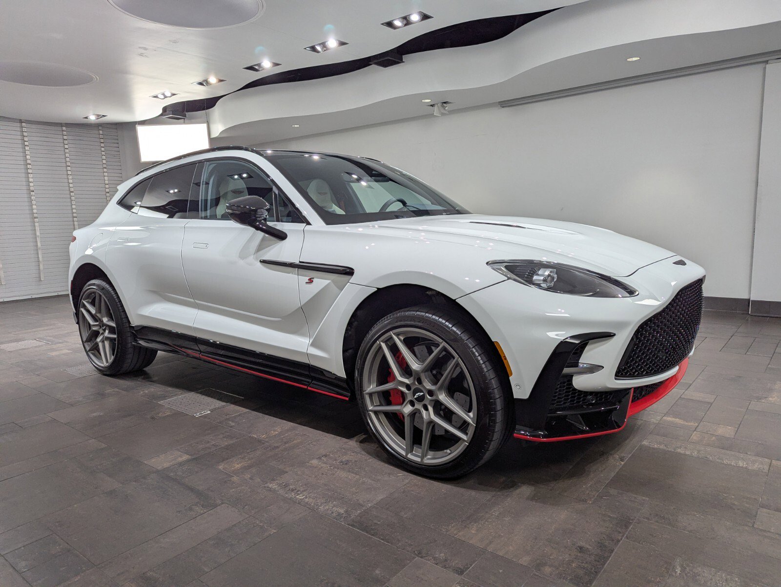 New 2026 Aston Martin DBX S image 1