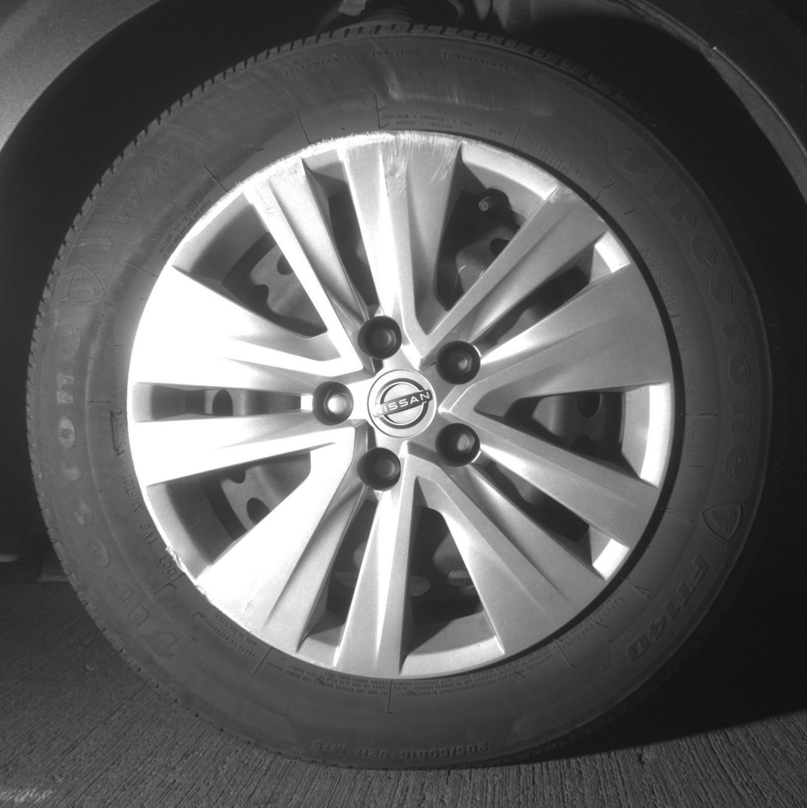 Used 2025 Nissan Sentra S FWD image 16