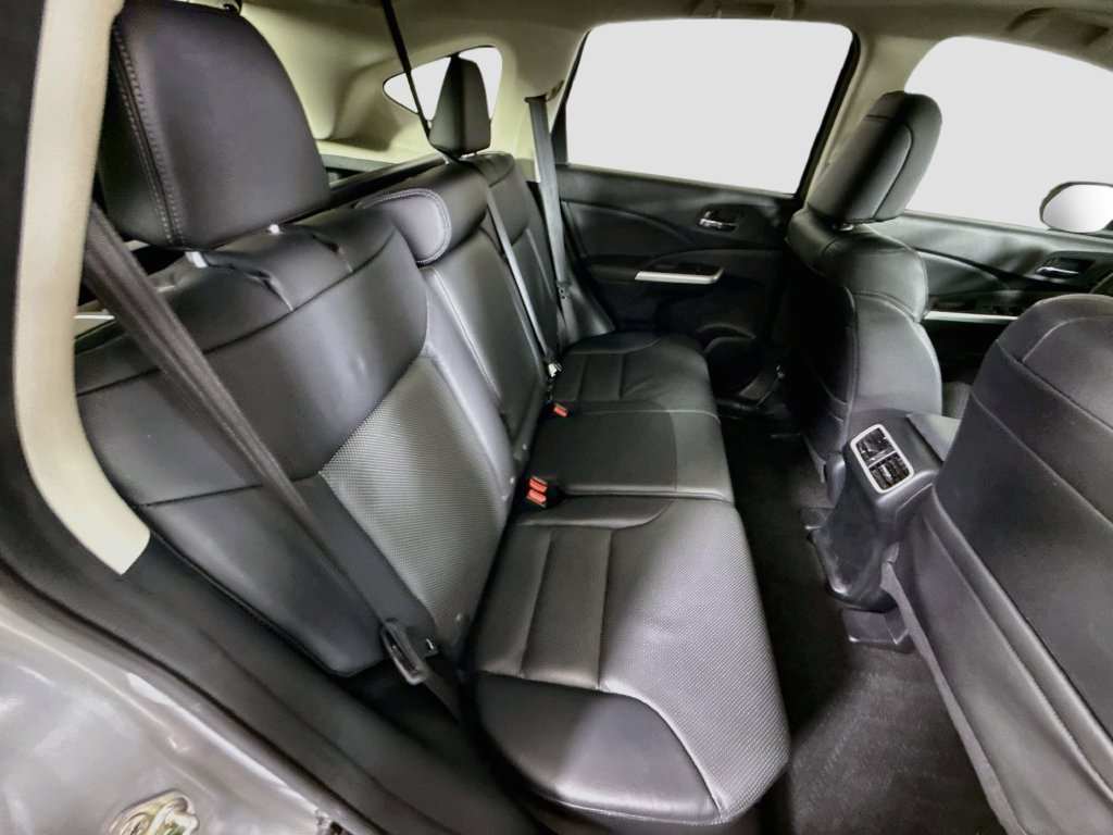 Used 2016 Honda CR-V Touring image 31