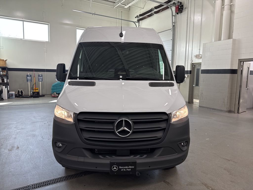 New 2025 Mercedes-Benz Sprinter 4500 image 8