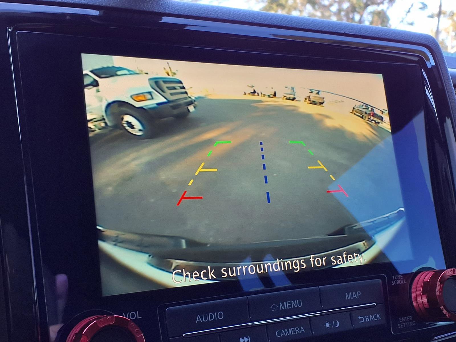 Used 2024 Nissan Frontier PRO-4X w/ Off-Road Protection Package image 11