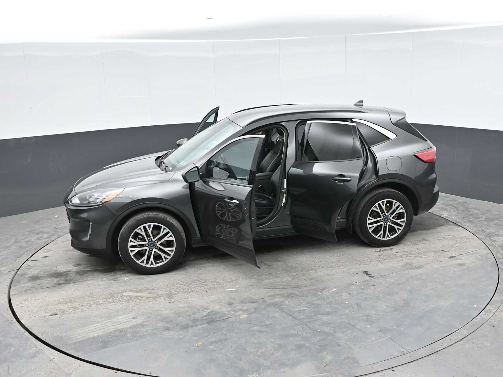Used 2020 Ford Escape SEL AWD/4WD image 36