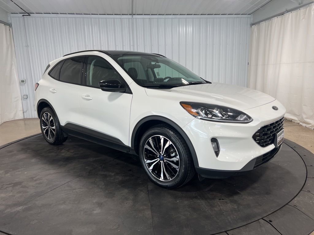 Used 2022 Ford Escape SEL w/ SEL Stealth AWD Package image 11