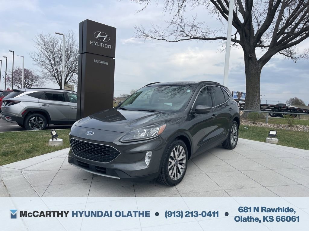 Used 2020 Ford Escape Titanium w/ Titanium Premium Package 2.0 image 1