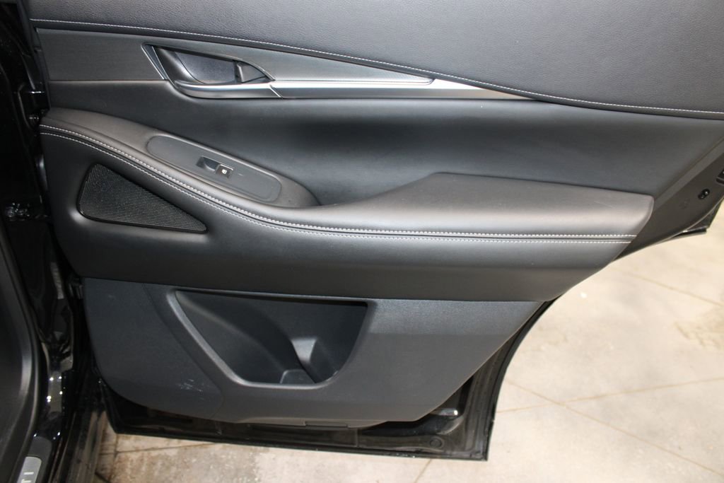 Used 2023 INFINITI QX60 Luxe w/ Cargo Package AWD/4WD image 31