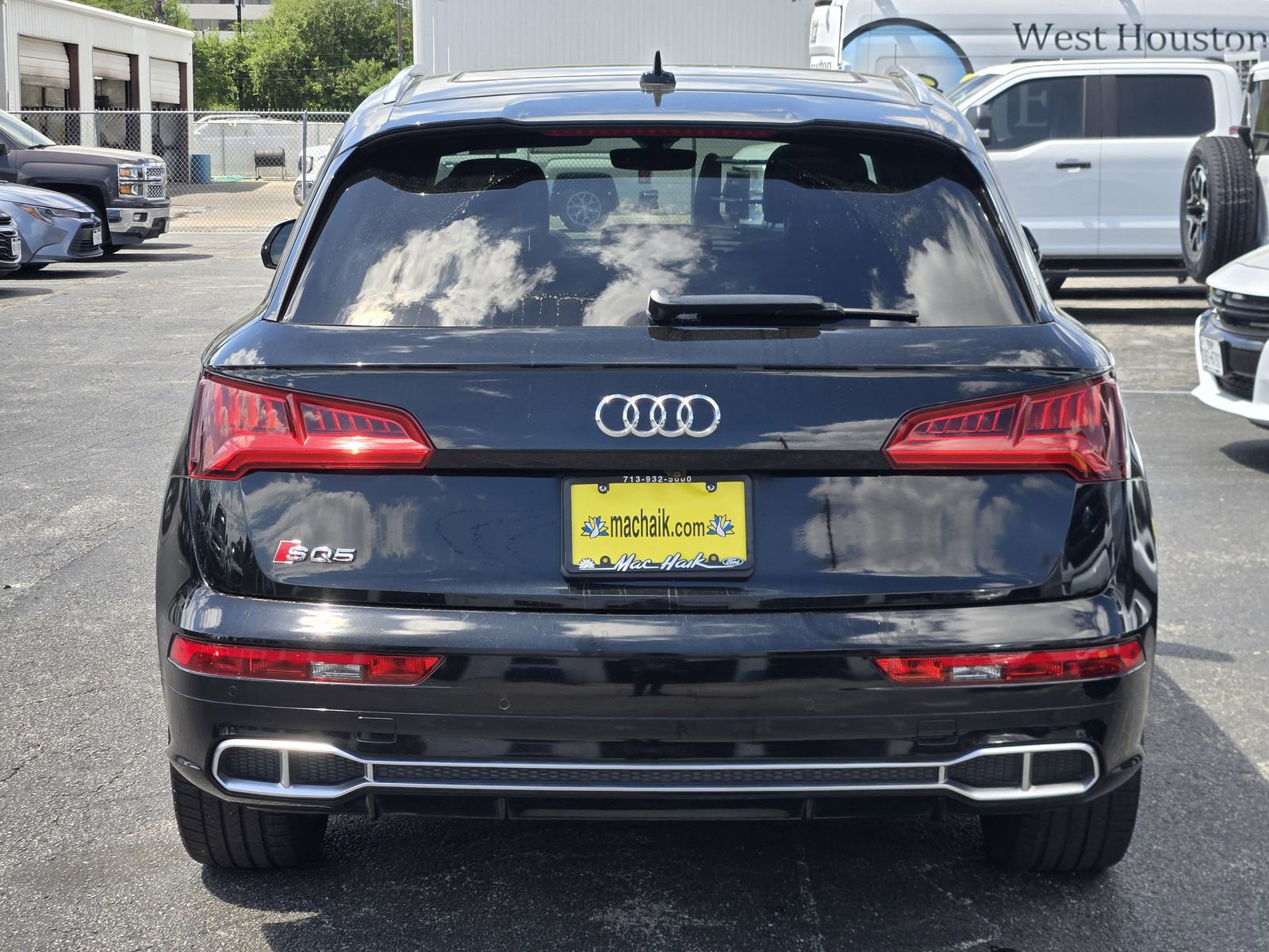 Used 2018 Audi SQ5 Prestige w/ Prestige Package image 6