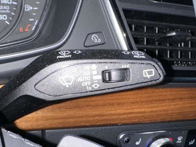 Used 2022 Audi Q5 2.0T Premium w/ Convenience Package AWD/4WD image 30